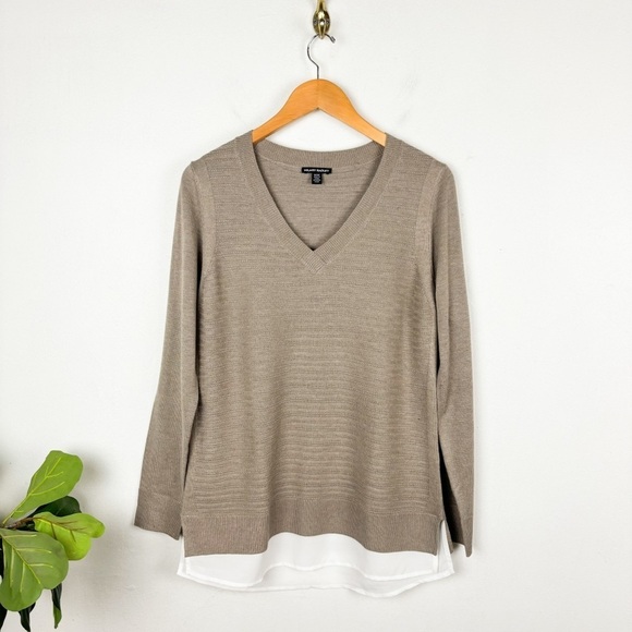 Hilary Radley Mocha V-Neck Sweater Sz M - Picture 3 of 9